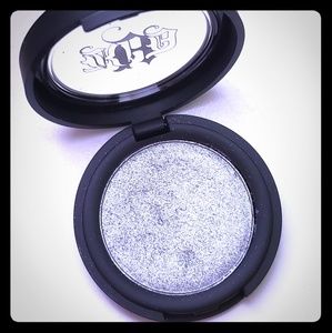 Kat Von D Makeup - Kat Von D Metal Crush Shadow Static Age Kat Von D Makeup - Kat Von D Metal Crush Shadow Static Age